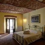 Palazzo Centro Alloggi * ニッツァ・モンフェッラート