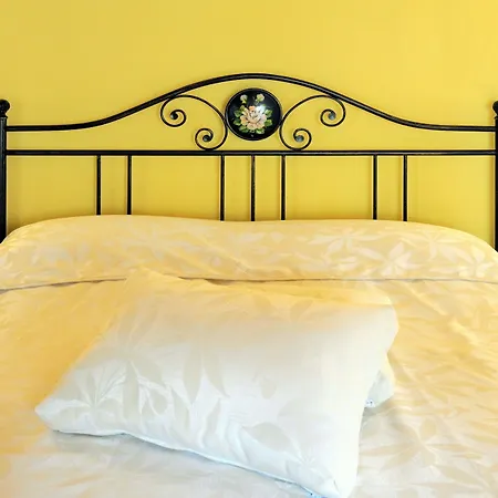 Palazzo Centro Alloggi * Nizza Monferrato