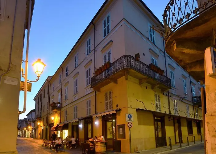 Palazzo Centro Alloggi شقة نيتسا مونفيراتو