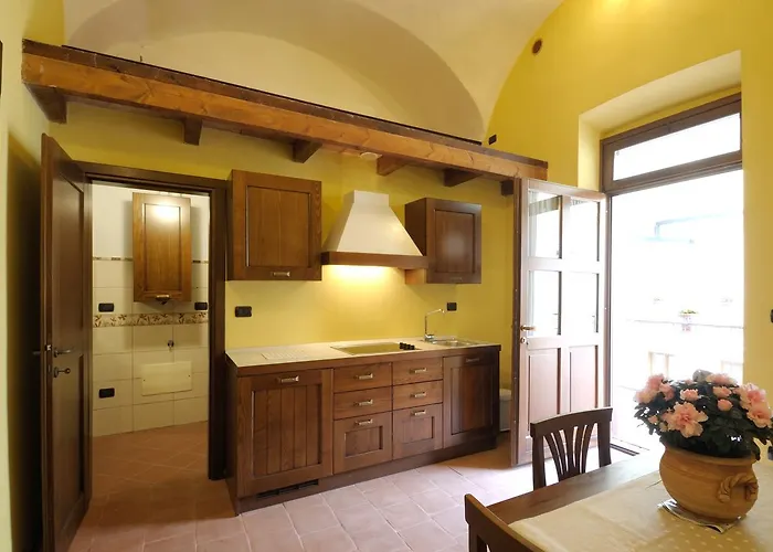 Palazzo Centro Alloggi نيتسا مونفيراتو
