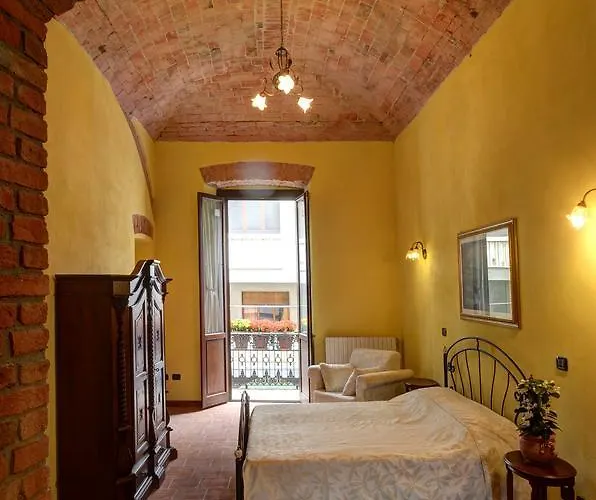 Palazzo Centro Alloggi نيتسا مونفيراتو